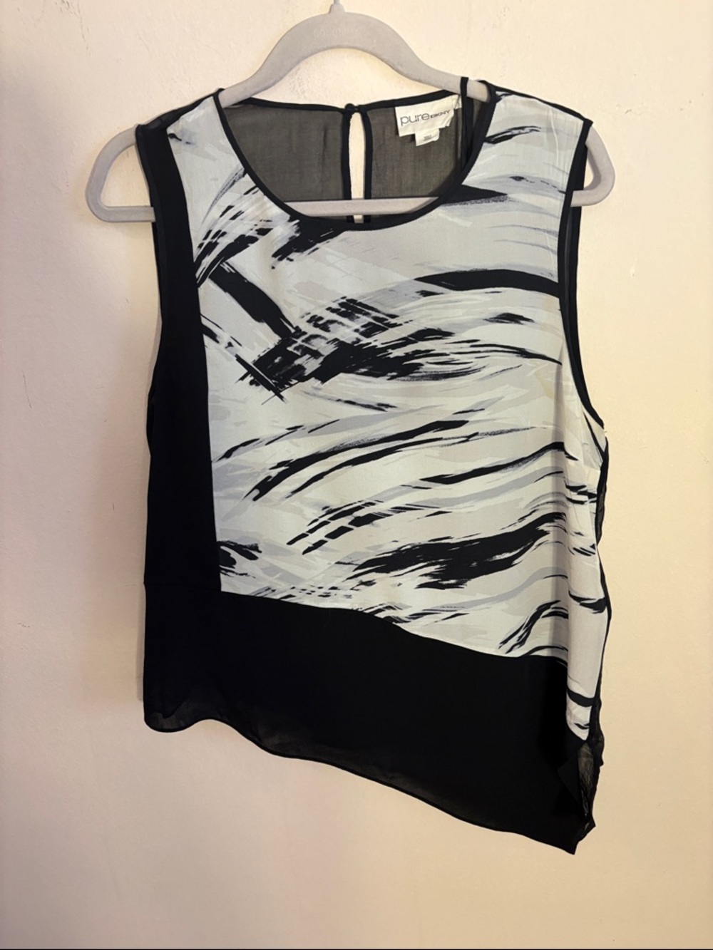 Pure Energy Black & White Abstract Sleeveless Blouse